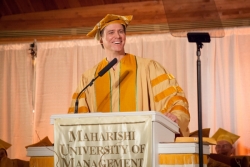 WATCH THIS: Jim Carrey's Honorary Arts Degree Acceptance Speech is Hilarious