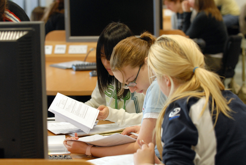 Edinburgh, University of Undergraduate Courses The University of