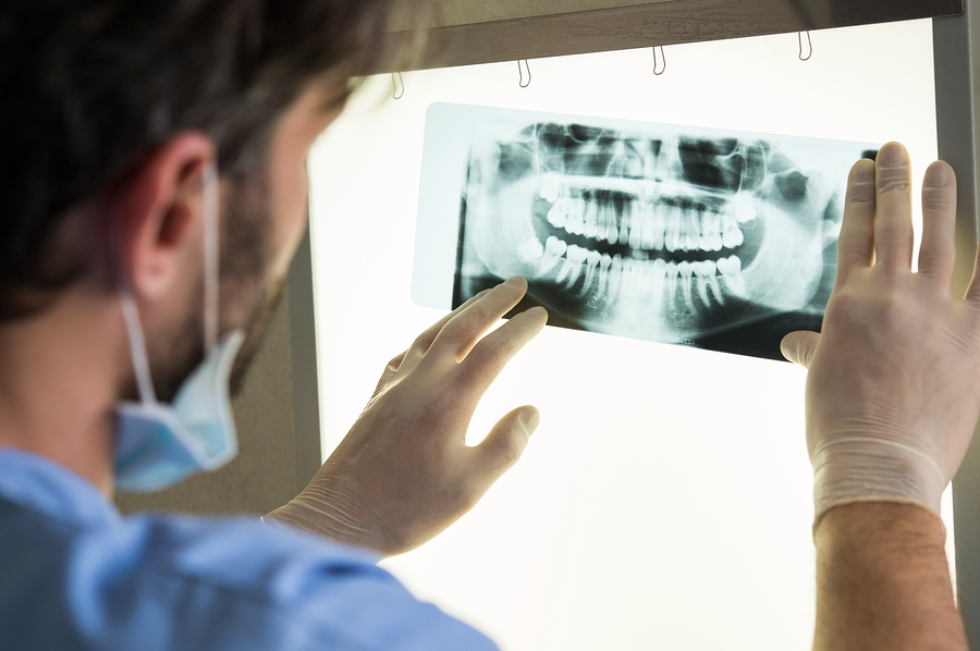 studying-dentistry-in-the-uk-students